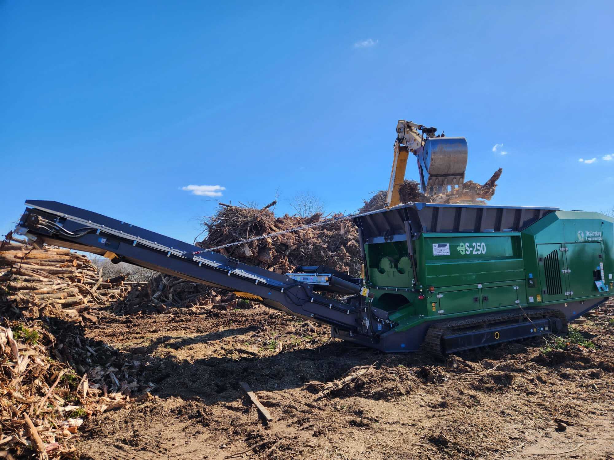 McCloskey Environmental ES-250 Shredder